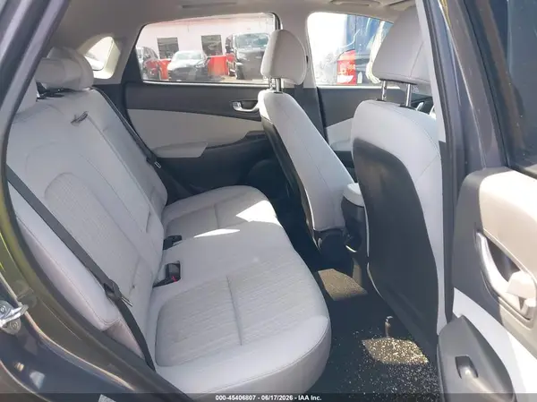 KM8K3CAB8PU990413 2023 HYUNDAI KONA - Image 8