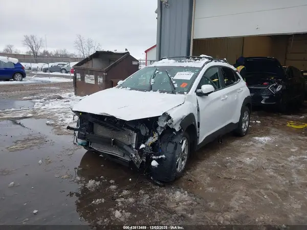 KM8K3CAB9PU019663 2023 HYUNDAI KONA - Image 2