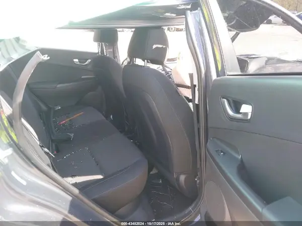 KM8K3CAB9PU024748 2023 HYUNDAI KONA - Image 8