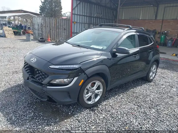 KM8K3CABXNU785835 2022 HYUNDAI KONA - Image 2