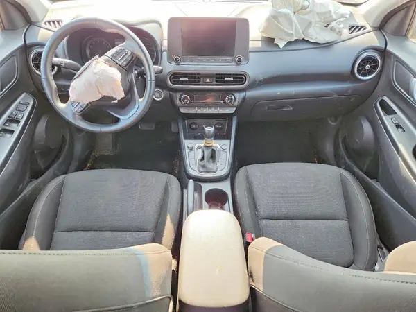 KM8K3CABXNU843975 2022 HYUNDAI KONA - Image 8