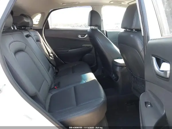 KM8K53A32NU829555 2022 HYUNDAI KONA - Image 8