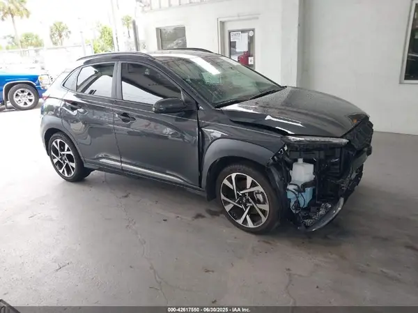 KM8K53A32NU911527 2022 HYUNDAI KONA - Image 1