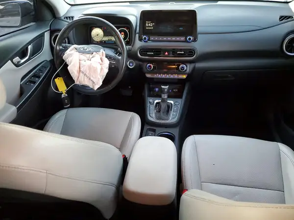 KM8K53A32PU966157 2023 HYUNDAI KONA - Image 8