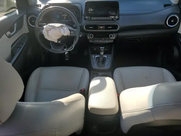 KM8K53A37PU975078 2023 HYUNDAI KONA - Image 8