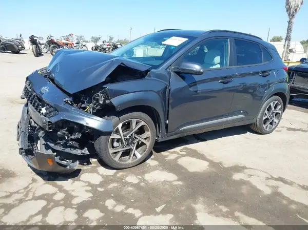 KM8K53A38NU924864 2022 HYUNDAI KONA - Image 2