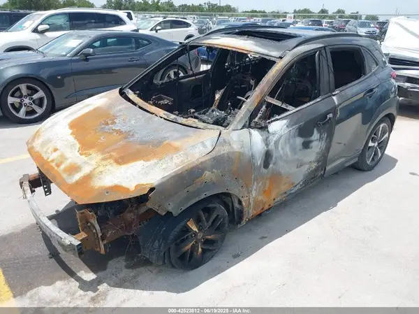 KM8K53A50JU072389 2018 HYUNDAI KONA - Image 2