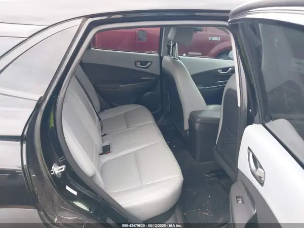 KM8K53A51JU129716 2018 HYUNDAI KONA - Image 8