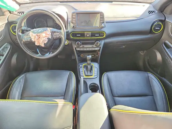 KM8K53A53JU138773 2018 HYUNDAI KONA - Image 8