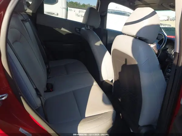 KM8K53A53MU746104 2021 HYUNDAI KONA - Image 8