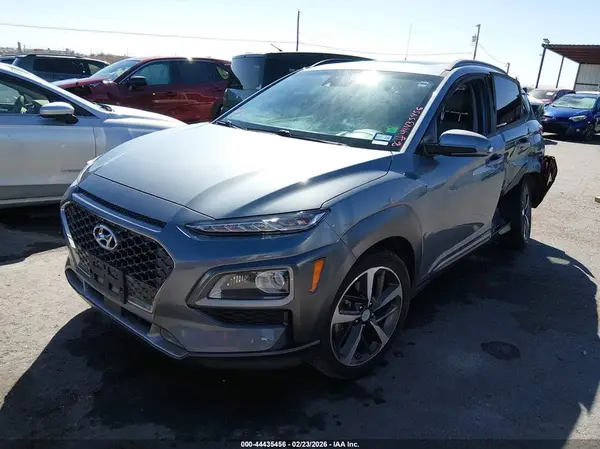 KM8K53A55JU129976 2018 HYUNDAI KONA - Image 2