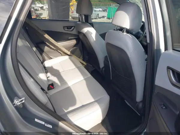KM8K53A55LU453223 2020 HYUNDAI KONA - Image 8