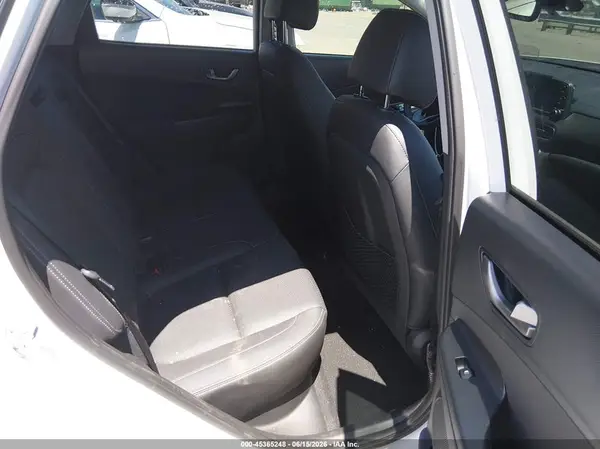 KM8K53A57MU732528 2021 HYUNDAI KONA - Image 8