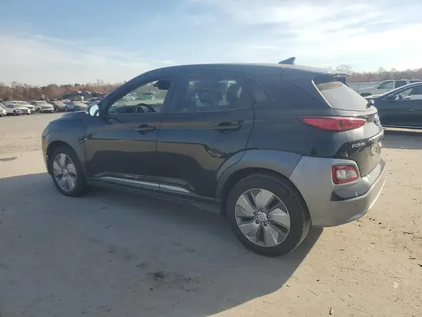 KM8K53AG0MU135268 2021 HYUNDAI KONA - Image 2