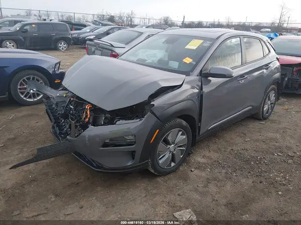 KM8K53AG1KU041882 2019 HYUNDAI KONA - Image 2