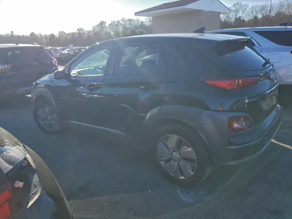 KM8K53AG2MU124191 2021 HYUNDAI KONA - Image 2
