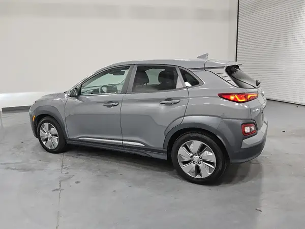 KM8K53AG4MU127030 2021 HYUNDAI KONA - Image 2