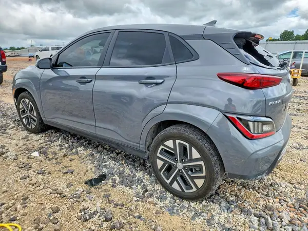 KM8K53AG4NU152477 2022 HYUNDAI KONA - Image 2