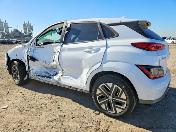 KM8K53AG5NU155372 2022 HYUNDAI KONA - Image 2