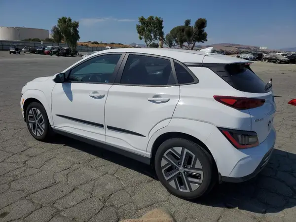 KM8K53AG5NU157803 2022 HYUNDAI KONA - Image 2