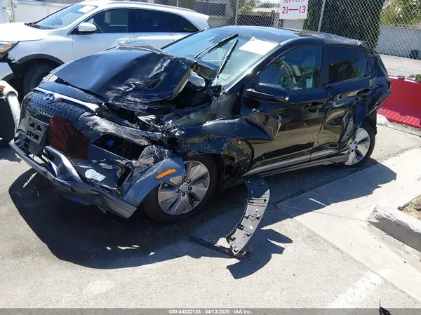 KM8K53AG6MU134786 2021 HYUNDAI KONA - Image 2