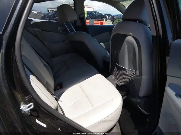 KM8K53AG6MU134786 2021 HYUNDAI KONA - Image 8