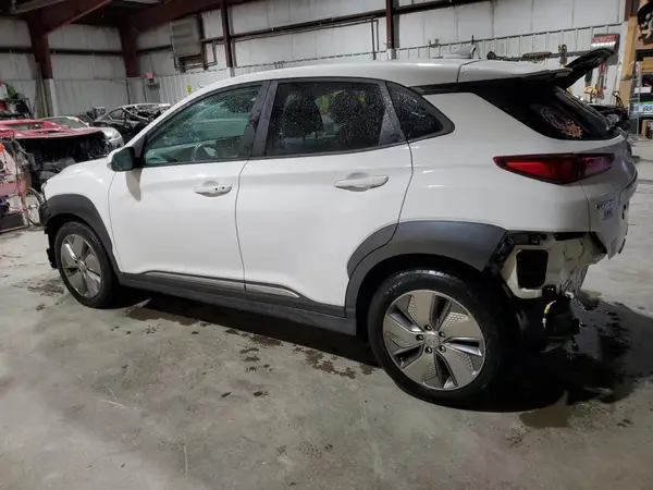 KM8K53AG6MU134948 2021 HYUNDAI KONA - Image 2