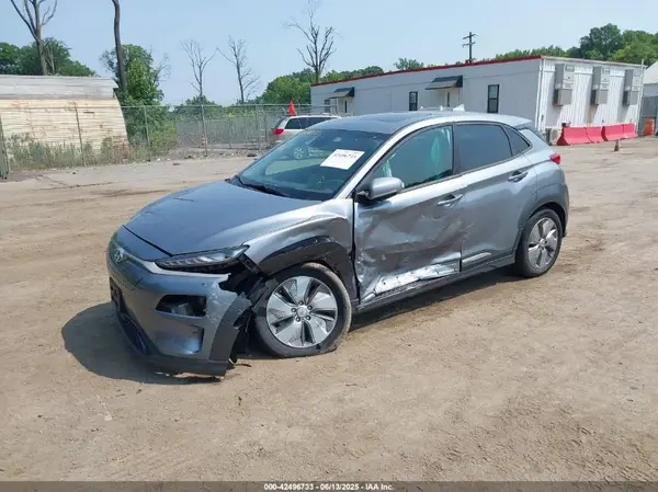 KM8K53AG8MU122235 2021 HYUNDAI KONA - Image 2