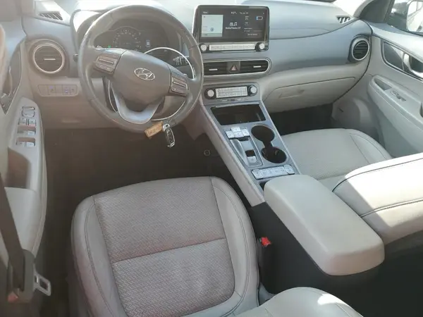 KM8K53AG8MU126852 2021 HYUNDAI KONA - Image 8