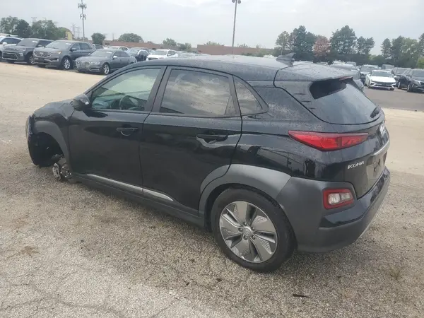 KM8K53AG8MU130013 2021 HYUNDAI KONA - Image 2