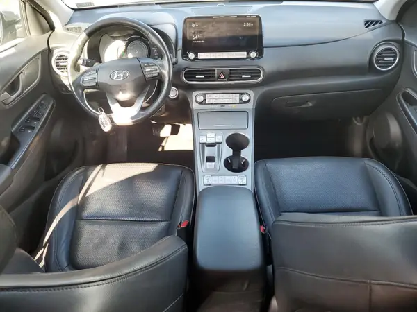 KM8K53AG8MU131338 2021 HYUNDAI KONA - Image 8