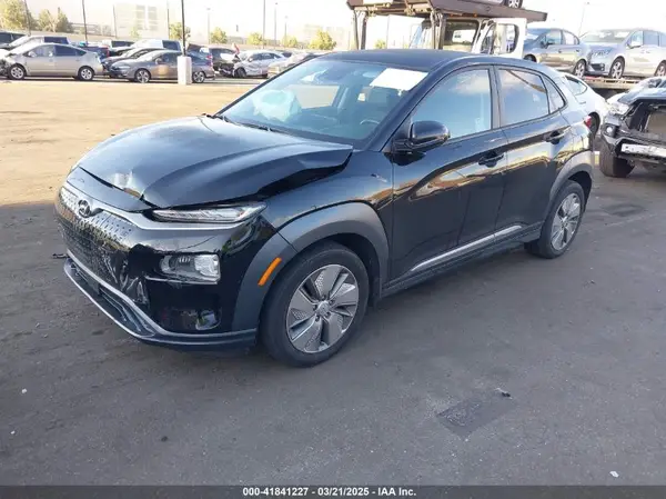 KM8K53AG8MU131372 2021 HYUNDAI KONA - Image 2