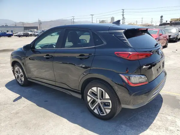 KM8K53AG8PU173464 2023 HYUNDAI KONA - Image 2