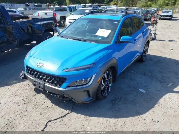 KM8K5CA30NU869469 2022 HYUNDAI KONA - Image 2