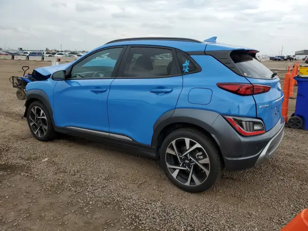 KM8K5CA31NU811273 2022 HYUNDAI KONA - Image 2