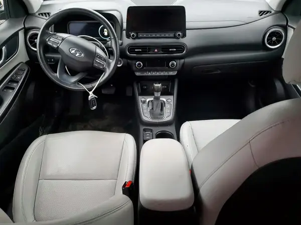 KM8K5CA31PU950385 2023 HYUNDAI KONA - Image 8