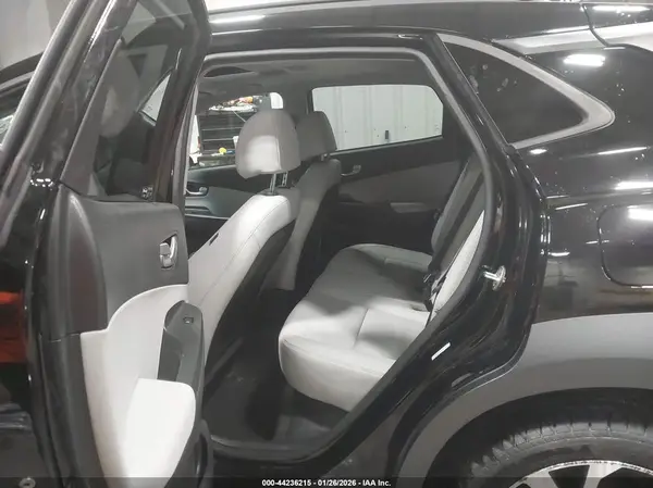 KM8K5CA32NU811458 2022 HYUNDAI KONA - Image 8