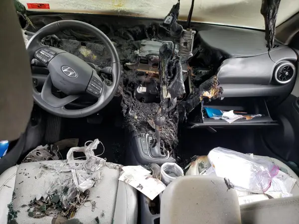 KM8K5CA33NU872334 2022 HYUNDAI KONA - Image 8