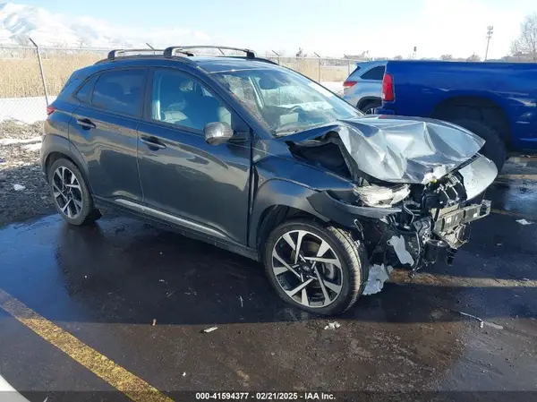 KM8K5CA33NU877453 2022 HYUNDAI KONA - Image 1