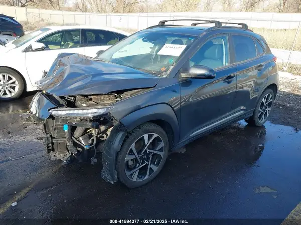 KM8K5CA33NU877453 2022 HYUNDAI KONA - Image 2