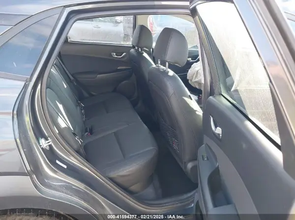 KM8K5CA33NU877453 2022 HYUNDAI KONA - Image 8