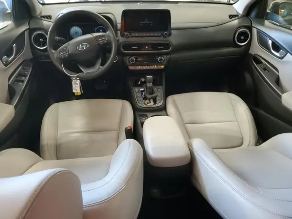 KM8K5CA33PU985641 2023 HYUNDAI KONA - Image 8