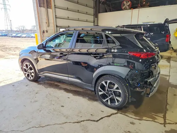 KM8K5CA34NU864548 2022 HYUNDAI KONA - Image 2