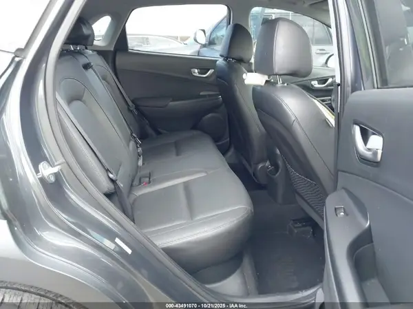 KM8K5CA34NU922867 2022 HYUNDAI KONA - Image 8