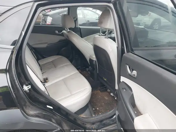 KM8K5CA35NU791335 2022 HYUNDAI KONA - Image 8