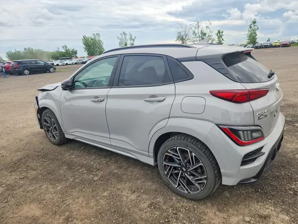 KM8K5CA36NU789142 2022 HYUNDAI KONA - Image 2