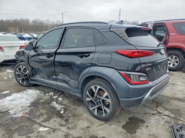 KM8K5CA37NU811469 2022 HYUNDAI KONA - Image 2
