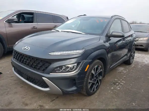 KM8K5CA37NU845492 2022 HYUNDAI KONA - Image 2