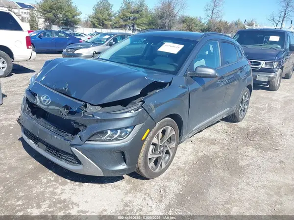 KM8K5CA37PU938595 2023 HYUNDAI KONA - Image 2