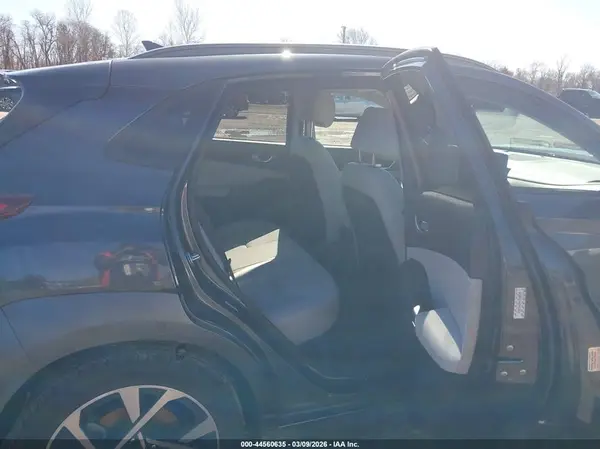 KM8K5CA37PU938595 2023 HYUNDAI KONA - Image 8